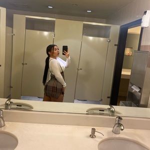 Meet your Posher, Johnie